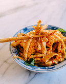 کنسرو بامبوشوت تایلندی ۵۶۷ گرم - شادابی و طراوت جنگلهای سبز تایلند